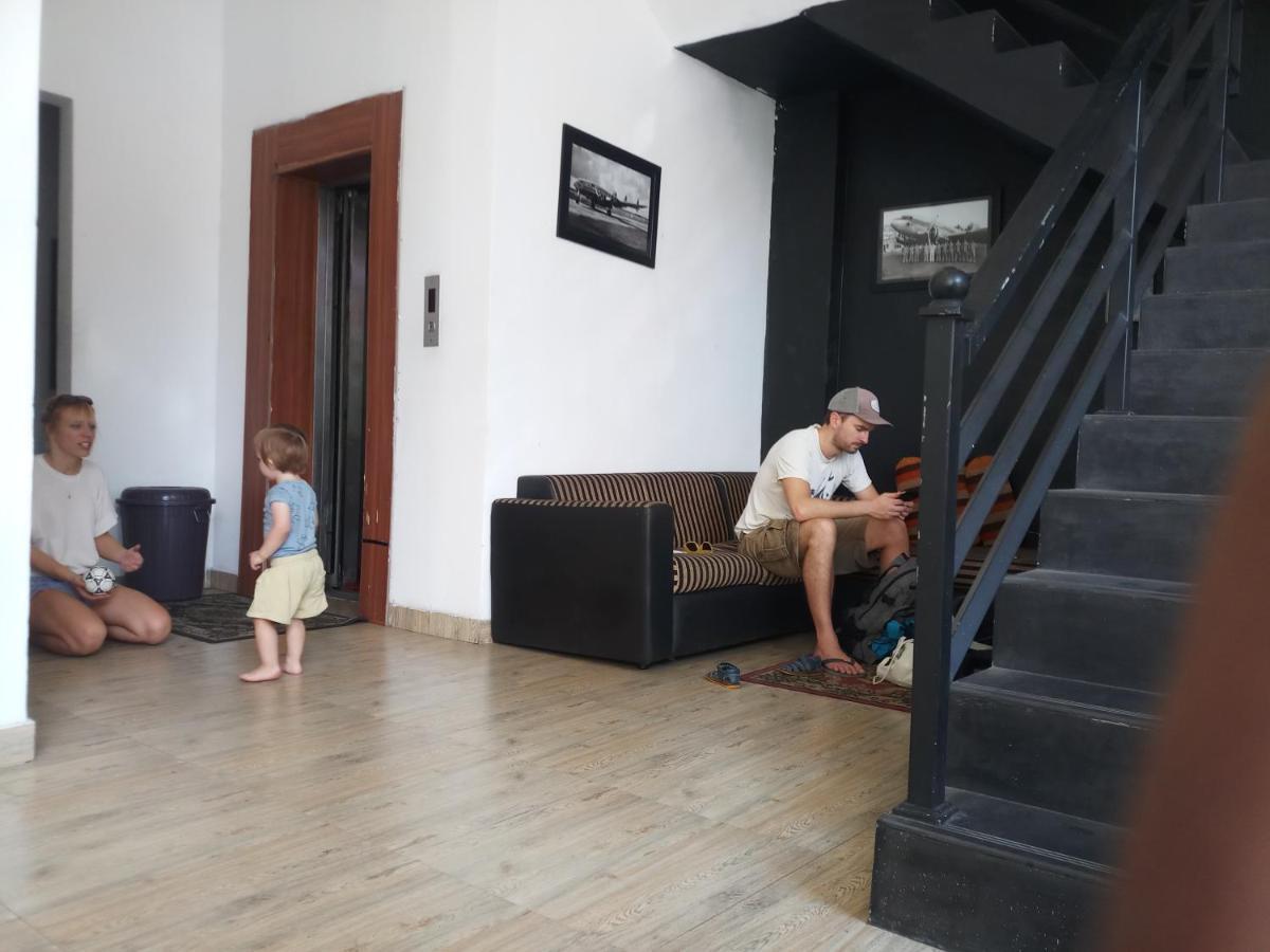 Kings Gate Airport Transit Hotel Katunayaka Buitenkant foto