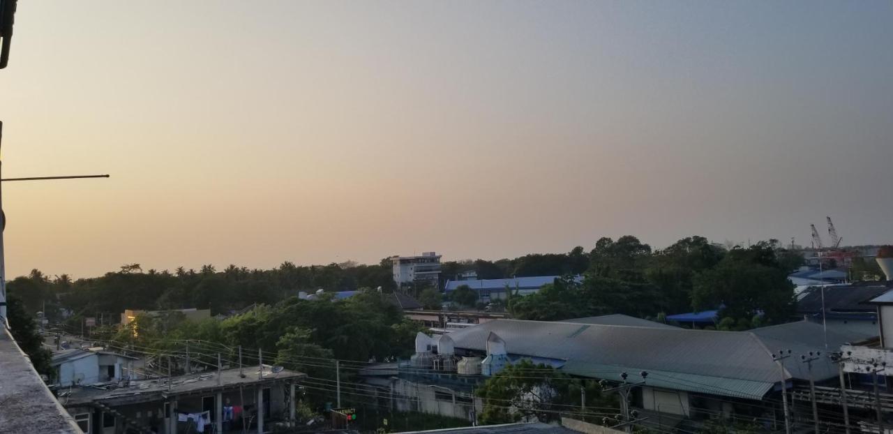 Kings Gate Airport Transit Hotel Katunayaka Buitenkant foto