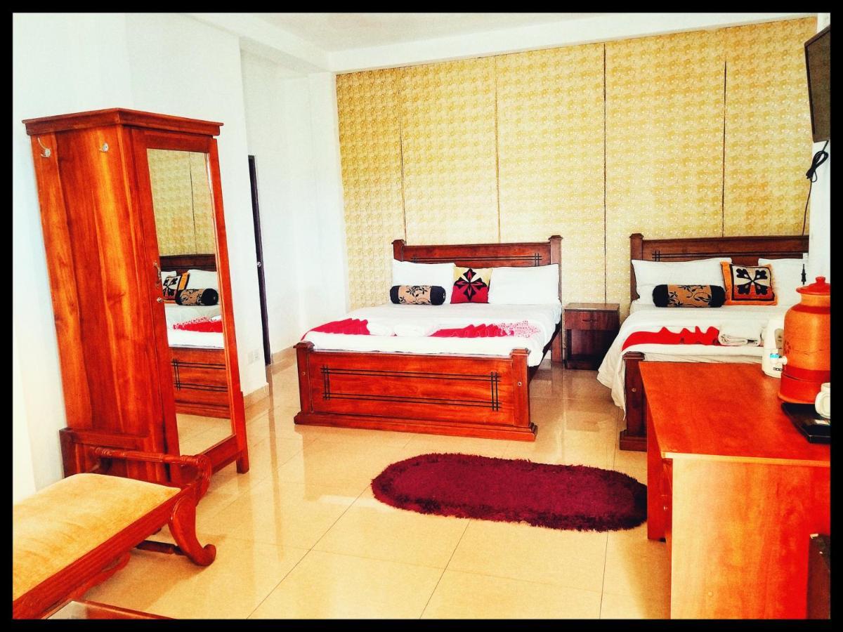 Kings Gate Airport Transit Hotel Katunayaka Buitenkant foto